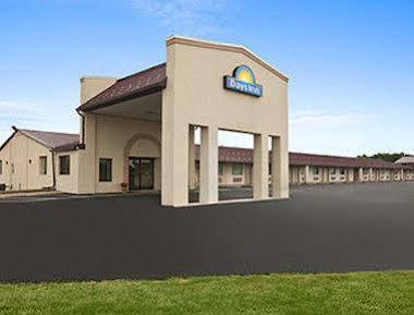 Days Inn By Wyndham Грантвил Екстериор снимка